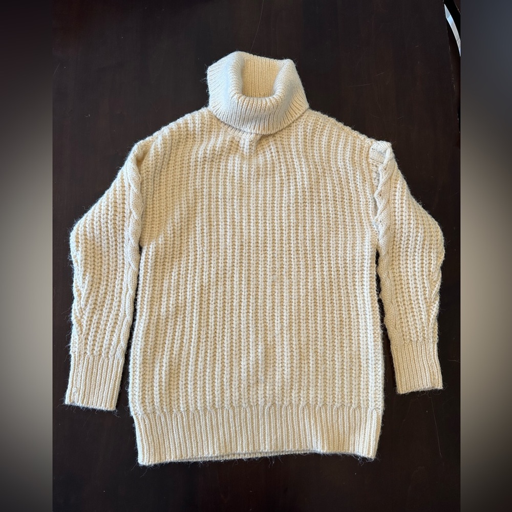 RD style boutique turtleneck heavy sweater
